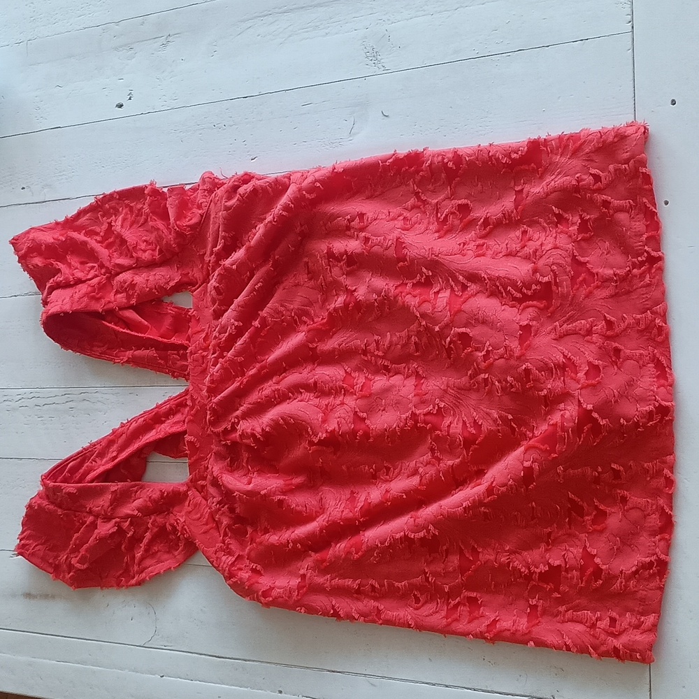 Coral tank top with Flutter Straps